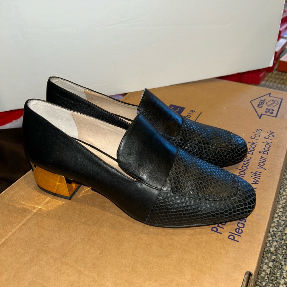 Louise et cie black leather loafers with gold heel